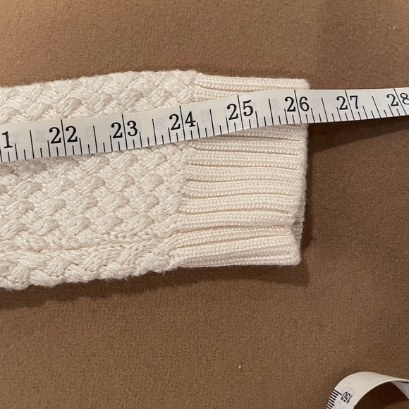 Banana Republic Cream Shimmer Sweater, Size Small - Picture 9 of 10